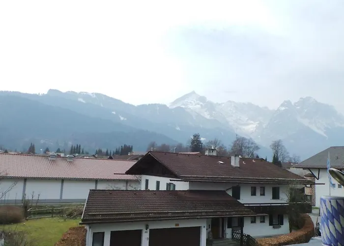 Yeti Lux - Family Garden * Garmisch-Partenkirchen