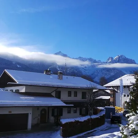 Yeti Lux - Family Garden شقة