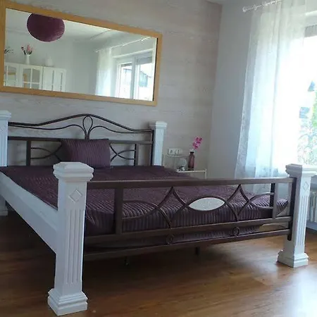 Yeti Lux - Family Garden شقة